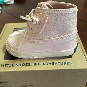 Brand new Sperry icestorm duck boot